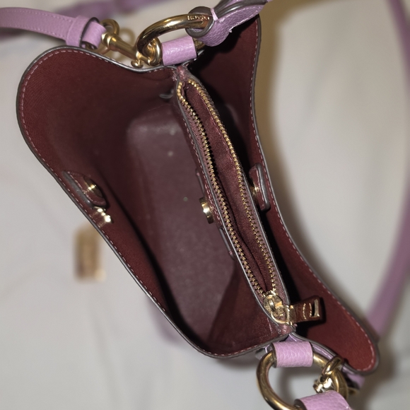 Coach Lavender Pebbled Leather Crossbody Bucket Bag with Gold Hardware - Picture 2 of 2
